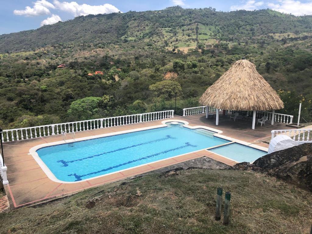Casa La Felisa Hospedaje Campestre Pandi Cundinamarca Esterno foto