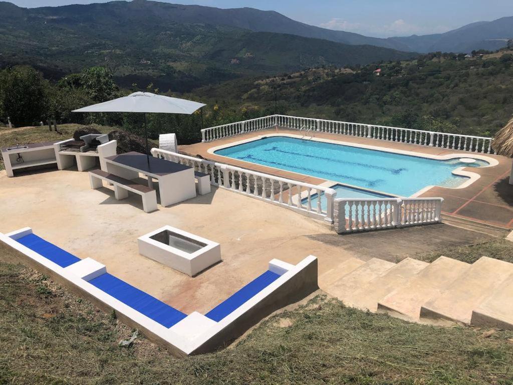 Casa La Felisa Hospedaje Campestre Pandi Cundinamarca Esterno foto